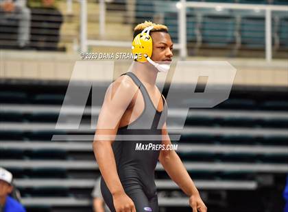Thumbnail 1 in UIL 6A Regional Wrestling Championships photogallery.