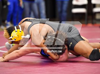 Thumbnail 3 in UIL 6A Regional Wrestling Championships photogallery.