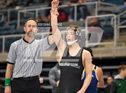 Thumbnail 1 in UIL 6A Regional Wrestling Championships photogallery.