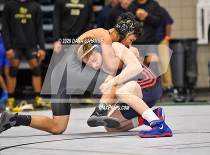 Thumbnail 2 in UIL 6A Regional Wrestling Championships photogallery.