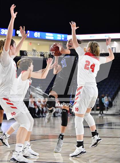 Thumbnail 1 in Mater Dei @ Windward (CIF SS Open DIV Semi Final) photogallery.