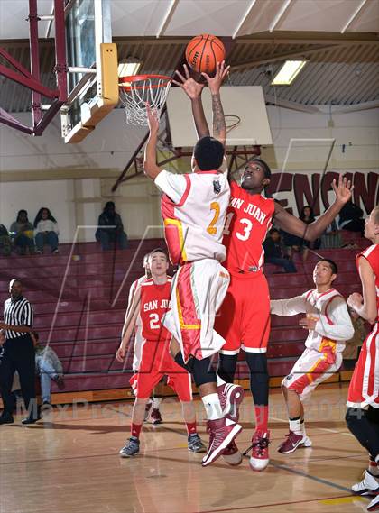 Thumbnail 2 in San Juan @ Encina Prep photogallery.