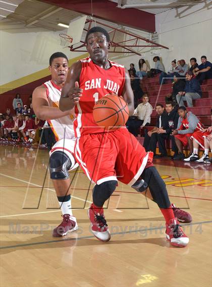 Thumbnail 3 in San Juan @ Encina Prep photogallery.