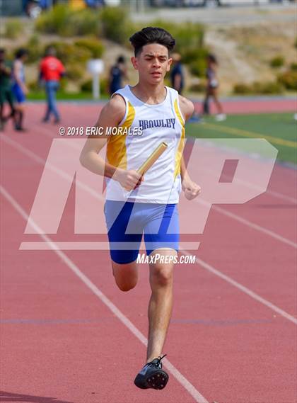 Thumbnail 2 in Mustang Relays photogallery.