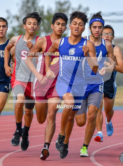 Thumbnail 2 in Mustang Relays photogallery.