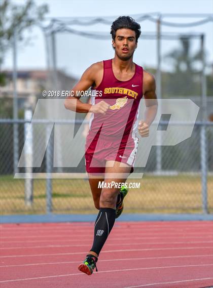 Thumbnail 1 in Mustang Relays photogallery.