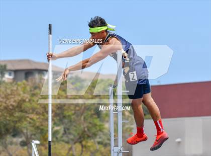 Thumbnail 2 in Mustang Relays photogallery.