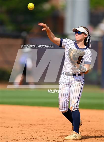 Thumbnail 2 in East Lincoln vs Western Alamance (NCHSAA 3A Championship Game 3) photogallery.