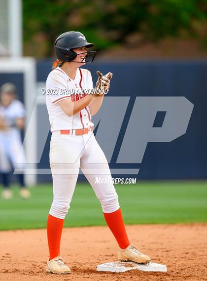 Thumbnail 3 in East Lincoln vs Western Alamance (NCHSAA 3A Championship Game 3) photogallery.