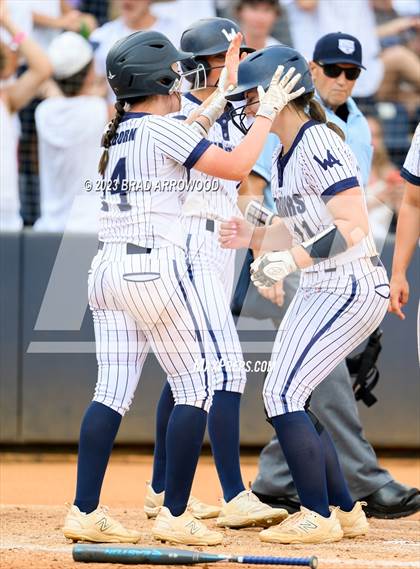 Thumbnail 3 in East Lincoln vs Western Alamance (NCHSAA 3A Championship Game 3) photogallery.