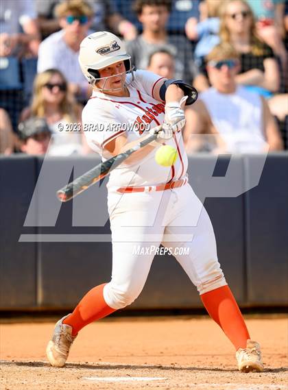 Thumbnail 2 in East Lincoln vs Western Alamance (NCHSAA 3A Championship Game 3) photogallery.