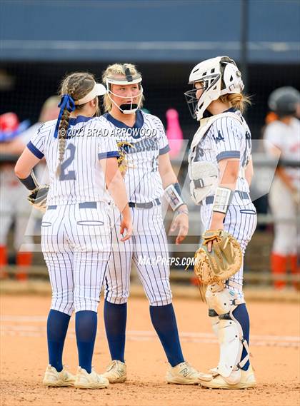 Thumbnail 1 in East Lincoln vs Western Alamance (NCHSAA 3A Championship Game 3) photogallery.