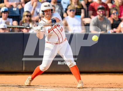 Thumbnail 2 in East Lincoln vs Western Alamance (NCHSAA 3A Championship Game 3) photogallery.