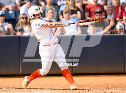 Thumbnail 3 in East Lincoln vs Western Alamance (NCHSAA 3A Championship Game 3) photogallery.