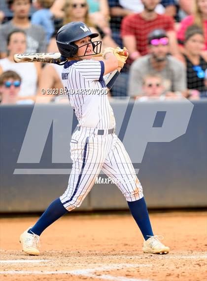 Thumbnail 3 in East Lincoln vs Western Alamance (NCHSAA 3A Championship Game 3) photogallery.