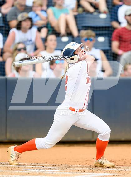 Thumbnail 2 in East Lincoln vs Western Alamance (NCHSAA 3A Championship Game 3) photogallery.