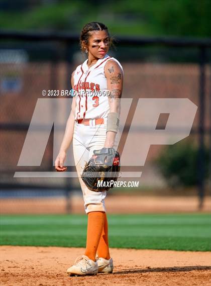 Thumbnail 1 in East Lincoln vs Western Alamance (NCHSAA 3A Championship Game 3) photogallery.