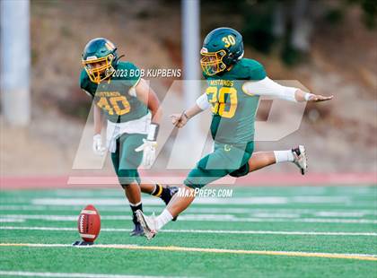 Thumbnail 1 in El Camino @ Capuchino photogallery.