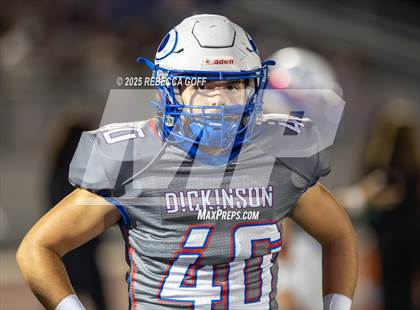 Thumbnail 1 in Dickinson vs. Pearland (UIL Football 6A D1 Area) photogallery.