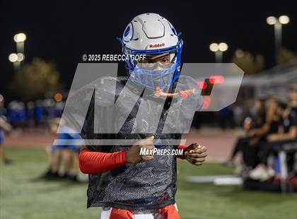 Thumbnail 2 in Dickinson vs. Pearland (UIL Football 6A D1 Area) photogallery.