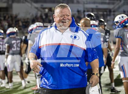 Thumbnail 2 in Dickinson vs. Pearland (UIL Football 6A D1 Area) photogallery.