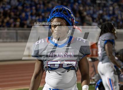 Thumbnail 1 in Dickinson vs. Pearland (UIL Football 6A D1 Area) photogallery.