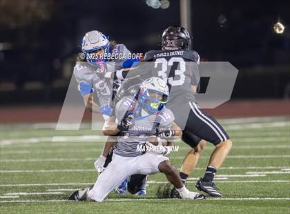 Thumbnail 3 in Dickinson vs. Pearland (UIL Football 6A D1 Area) photogallery.