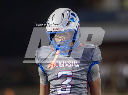 Thumbnail 2 in Dickinson vs. Pearland (UIL Football 6A D1 Area) photogallery.