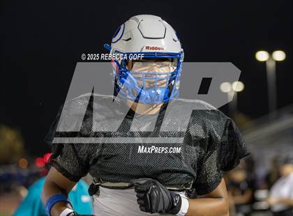 Thumbnail 3 in Dickinson vs. Pearland (UIL Football 6A D1 Area) photogallery.