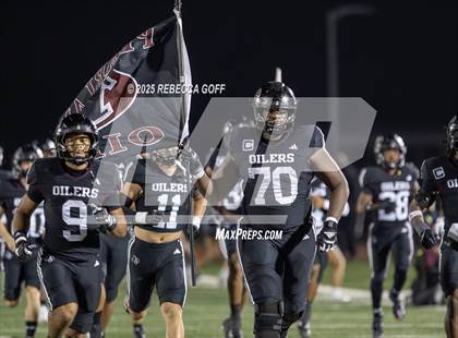 Thumbnail 1 in Dickinson vs. Pearland (UIL Football 6A D1 Area) photogallery.