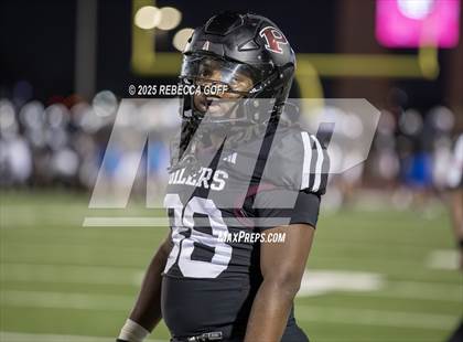 Thumbnail 3 in Dickinson vs. Pearland (UIL Football 6A D1 Area) photogallery.