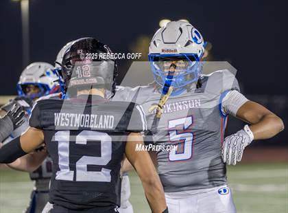Thumbnail 2 in Dickinson vs. Pearland (UIL Football 6A D1 Area) photogallery.