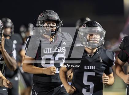 Thumbnail 3 in Dickinson vs. Pearland (UIL Football 6A D1 Area) photogallery.