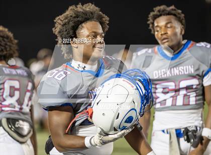 Thumbnail 2 in Dickinson vs. Pearland (UIL Football 6A D1 Area) photogallery.