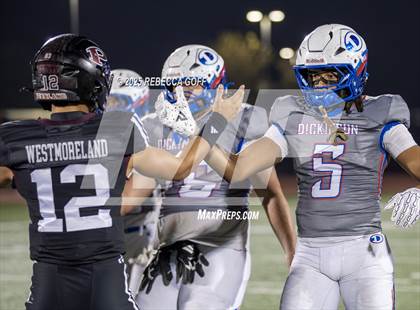 Thumbnail 3 in Dickinson vs. Pearland (UIL Football 6A D1 Area) photogallery.