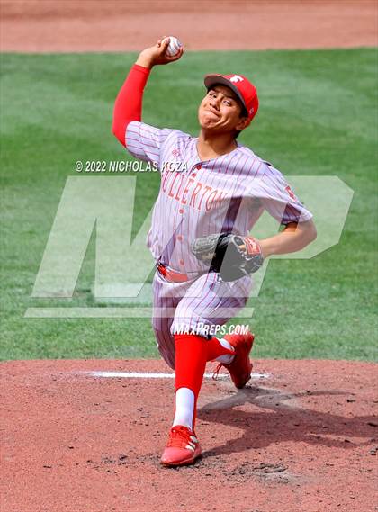 Thumbnail 2 in Fullerton vs. Tesoro (CIF SS D4 Finals) photogallery.