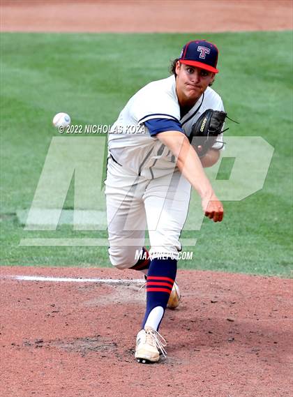 Thumbnail 3 in Fullerton vs. Tesoro (CIF SS D4 Finals) photogallery.