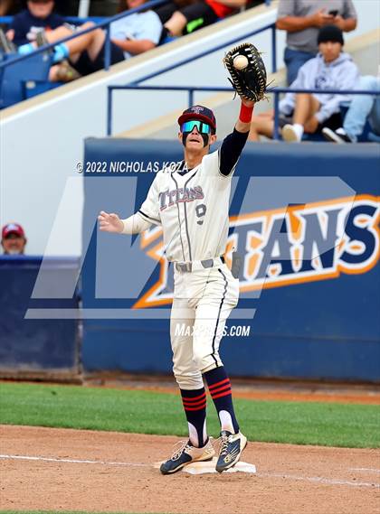 Thumbnail 3 in Fullerton vs. Tesoro (CIF SS D4 Finals) photogallery.