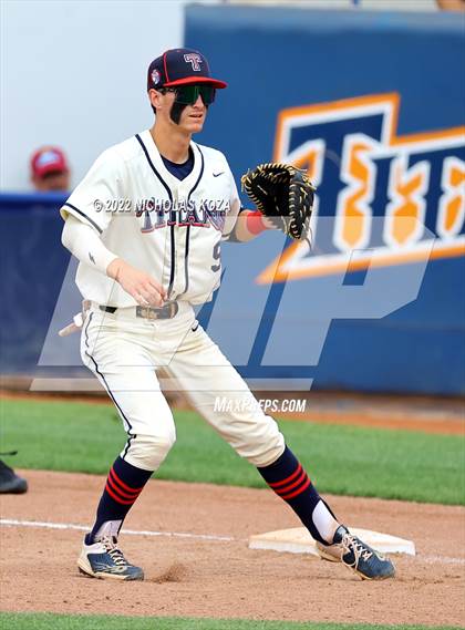 Thumbnail 3 in Fullerton vs. Tesoro (CIF SS D4 Finals) photogallery.