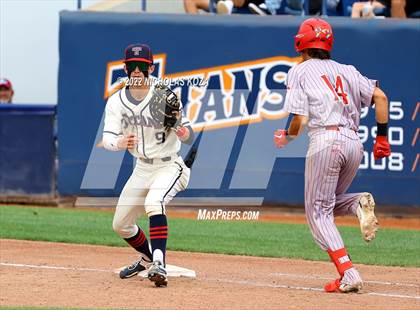 Thumbnail 2 in Fullerton vs. Tesoro (CIF SS D4 Finals) photogallery.