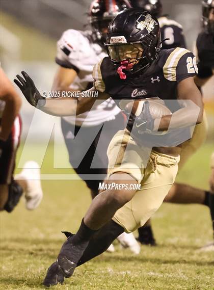 Thumbnail 1 in Many @ Leesville  photogallery.