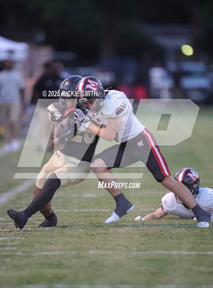 Thumbnail 1 in Many @ Leesville  photogallery.