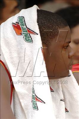 Thumbnail 2 in Fairfax vs. St. Patrick (Nike Extravaganza) photogallery.