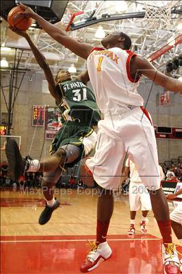 Thumbnail 2 in Fairfax vs. St. Patrick (Nike Extravaganza) photogallery.