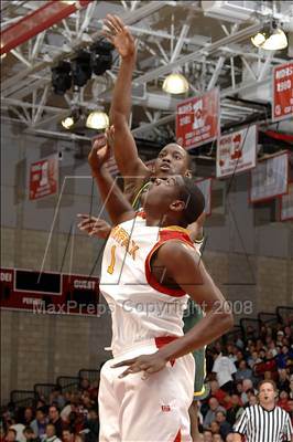 Thumbnail 1 in Fairfax vs. St. Patrick (Nike Extravaganza) photogallery.