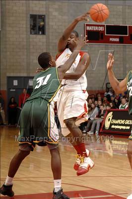 Thumbnail 2 in Fairfax vs. St. Patrick (Nike Extravaganza) photogallery.