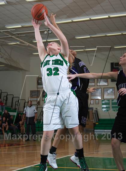 Thumbnail 3 in Triton Central vs Washington (IHSAA Sectional) photogallery.
