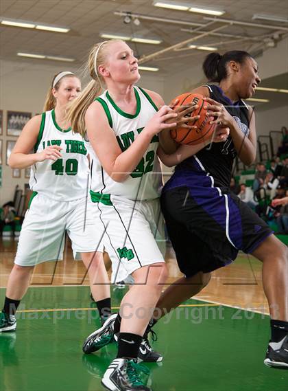 Thumbnail 1 in Triton Central vs Washington (IHSAA Sectional) photogallery.