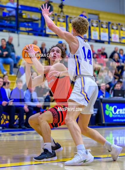 Thumbnail 1 in Mountain Home vs Farmington (Atlas Asphalt Holiday Classic) photogallery.