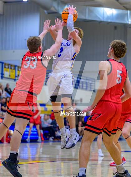 Thumbnail 1 in Mountain Home vs Farmington (Atlas Asphalt Holiday Classic) photogallery.